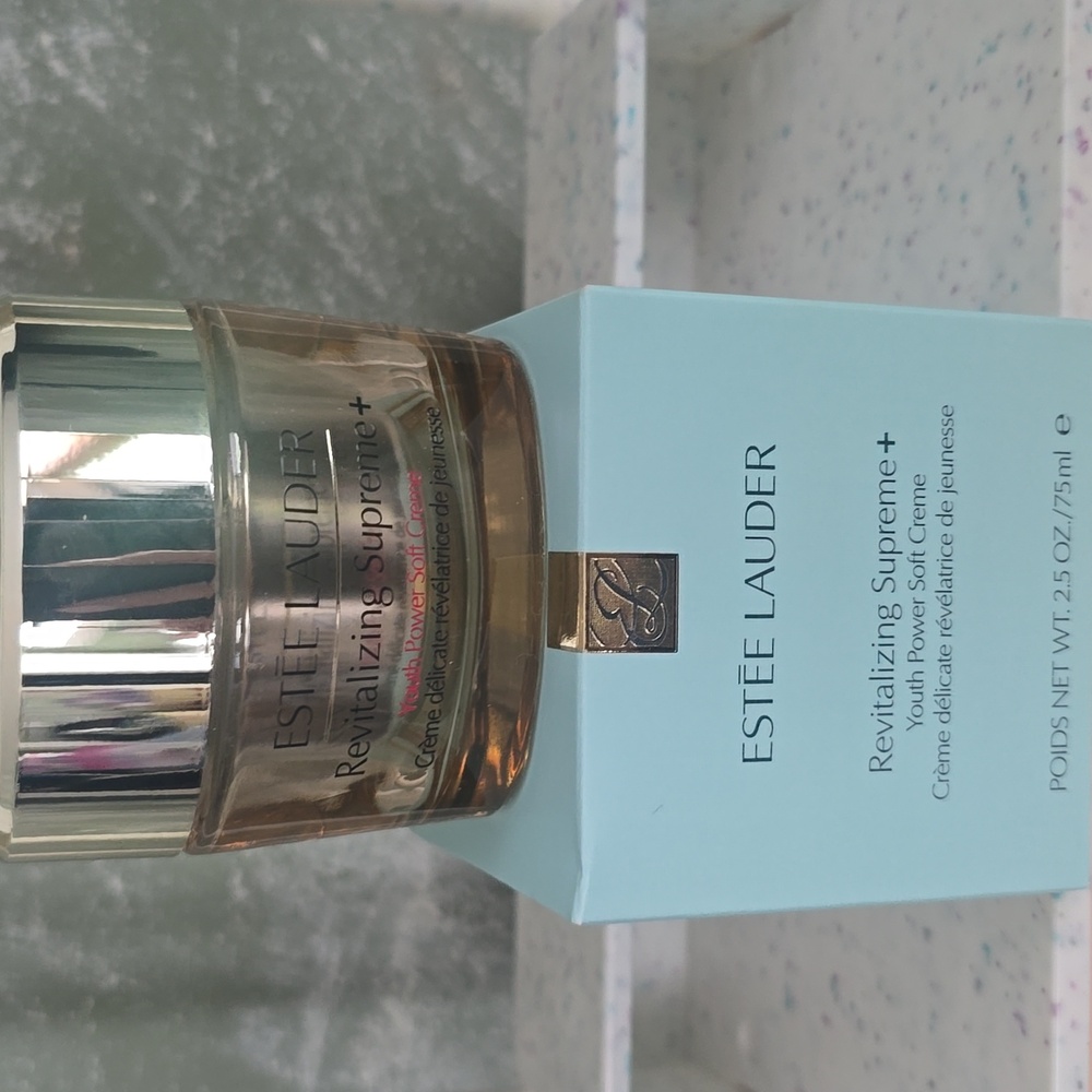 Estee Lauder Revitalizing Supreme+ Youth Power Soft Crème 2.5 Oz NIB - Picture 5 of 5